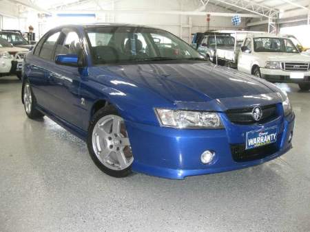 2004 HOLDEN COMMODORE Manual